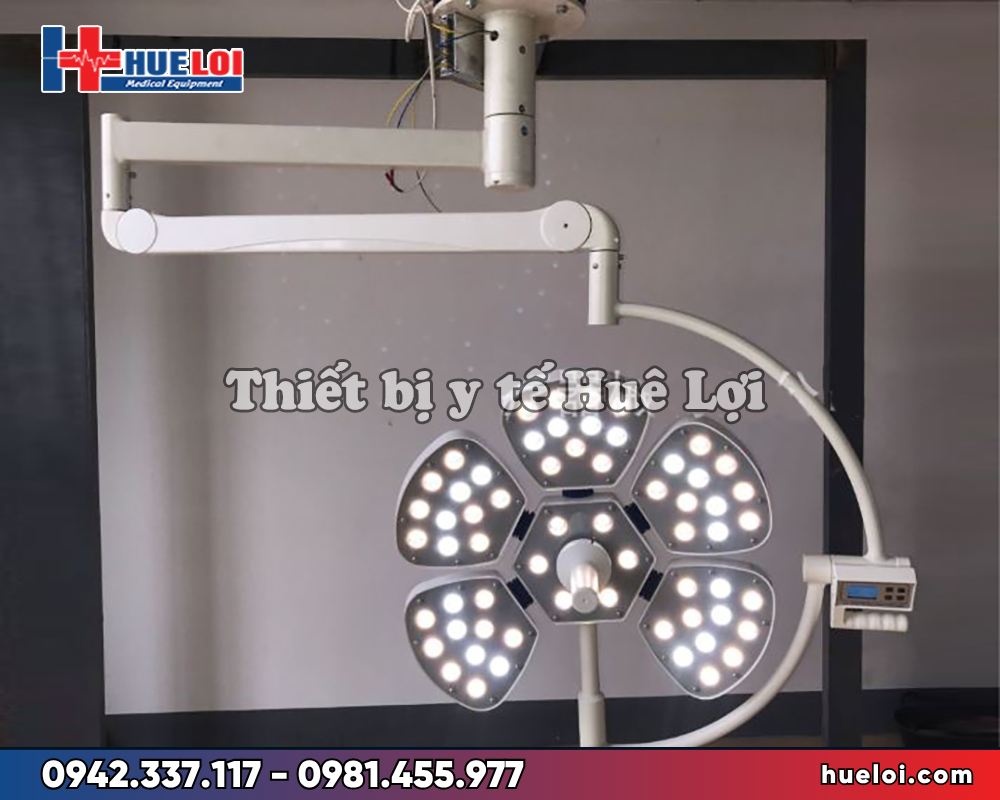 Đèn LED phẫu thuật treo tường 5 cánh — bóng OSRAM Đức, 180.000 lux